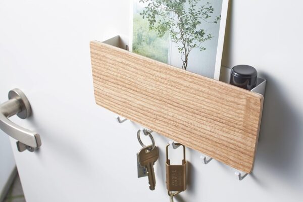 Key holder for wall